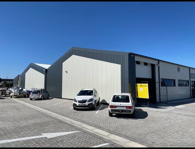 444M² WAREHOUSE TO LET IN TOKAI